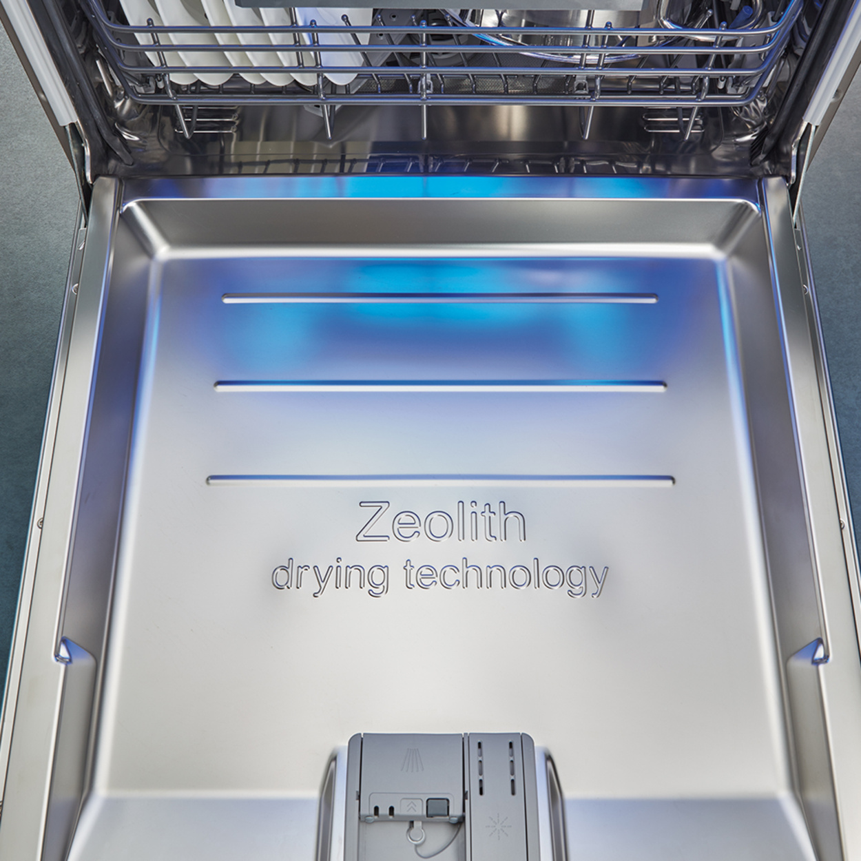 Zeolith Trocknen – Für glänzende Spülergebnisse bei Elektro Steber GmbH & Co. KG in Weil